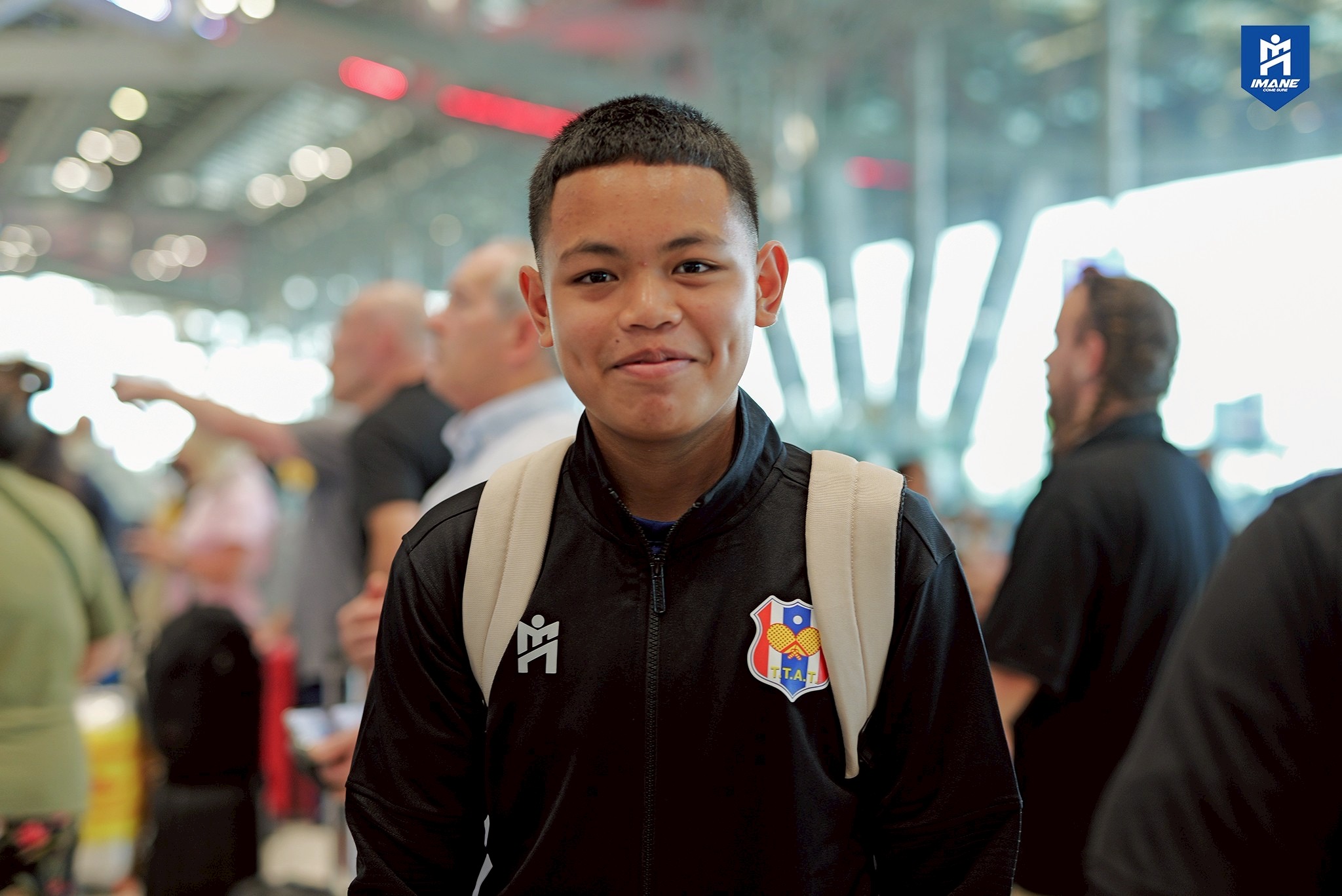 โรงเรียนเทศบาล 3 สามัคคีวิทยาคาร ภายใต้การนำของ นางสาวพิศทยา  ไชยสงคราม นายกเทศมนตรีนครอุบลราชธานี โดย ว่าที่ร้อยตรีอุดม  ร่วมรักษ์  ผู้อำนวยการสถานศึกษา  นายธนกร โทนุสิน รองผู้อำนวยการสถานศึกษาและนางสุวรรณา ยิ่งกล้า รองผู้อำนวยการสถานศึกษา ขอแสดงความยินด